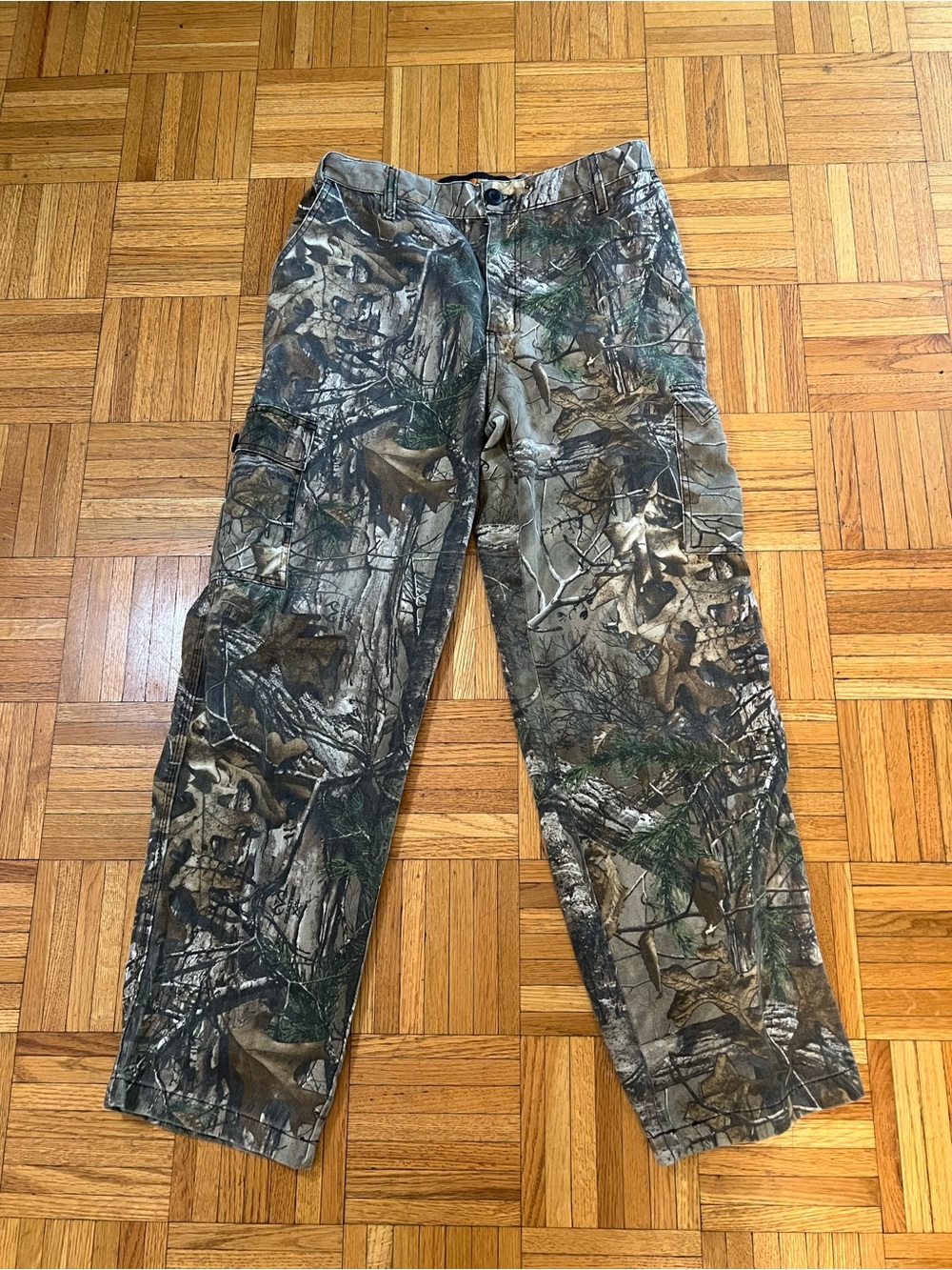 Pursuit Gear Camo Cargo Pants in Brown/Green Woodland Print size medium